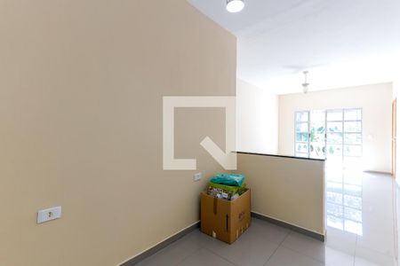 Sala 2 de casa para alugar com 2 quartos, 80m² em Parque Vitoria, São Paulo