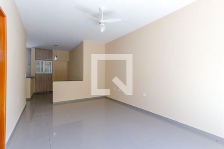 Sala 1 de casa para alugar com 2 quartos, 80m² em Parque Vitoria, São Paulo