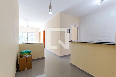 Sala 2 de casa para alugar com 2 quartos, 80m² em Parque Vitoria, São Paulo