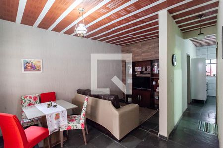 Sala 1  de casa à venda com 2 quartos, 120m² em São Tomáz, Belo Horizonte