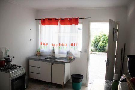 Casa à venda com 150m², 2 quartos e 2 vagasCozinha