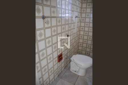 Casa à venda com 150m², 2 quartos e 2 vagasBanheiro 3