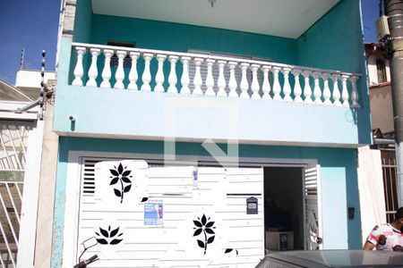Casa à venda com 150m², 2 quartos e 2 vagasFrente casa