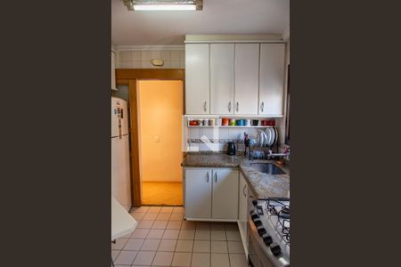 Apartamento para alugar com 65m², 2 quartos e 2 vagasCozinha