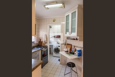 Apartamento para alugar com 65m², 2 quartos e 2 vagasCozinha