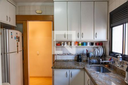 Apartamento para alugar com 65m², 2 quartos e 2 vagasCozinha