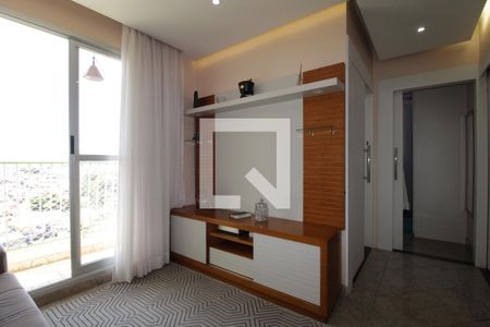 Sala/Cozinha de apartamento para alugar com 2 quartos, 56m² em Parque Cisper, São Paulo