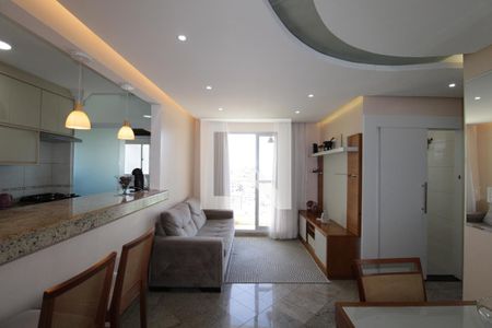 Sala/Cozinha de apartamento para alugar com 2 quartos, 56m² em Parque Cisper, São Paulo