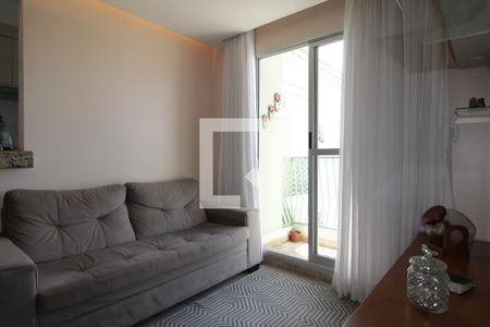 Sala/Cozinha de apartamento para alugar com 2 quartos, 56m² em Parque Cisper, São Paulo