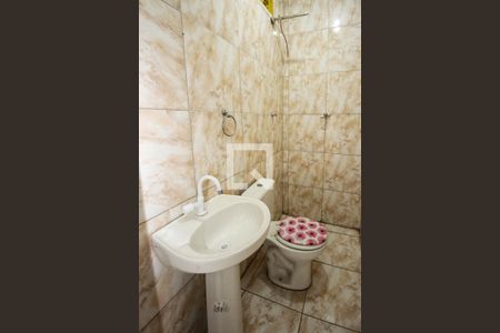 Apartamento para alugar com 60m², 2 quartos e sem vaga Apartamento para alugar com 60m², 2 quartos e sem vagaBanheiro