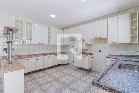 Casa para alugar com 356m², 4 quartos e 6 vagasCozinha