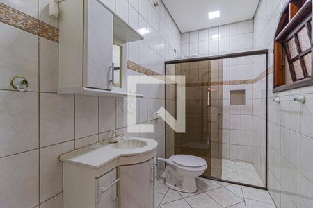 Casa para alugar com 356m², 4 quartos e 6 vagasBanheiro