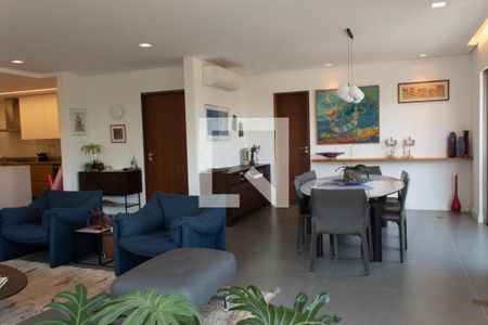 Sala de apartamento à venda com 2 quartos, 191m² em Vila Madalena, São Paulo