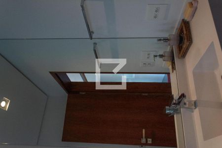 Apartamento à venda com 191m², 2 quartos e 4 vagasBanheiro 2