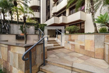 Apartamento à venda com 269m², 3 quartos e 4 vagasFachada