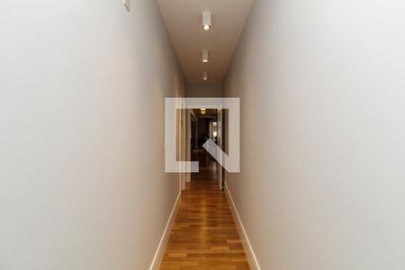 Apartamento à venda com 269m², 3 quartos e 4 vagasCorredor