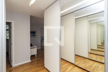 Apartamento à venda com 269m², 3 quartos e 4 vagasQuarto 1 - Suíte Master
