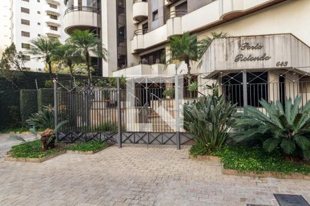 Apartamento à venda com 269m², 3 quartos e 4 vagasFachada