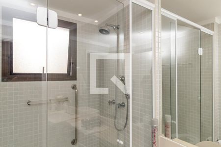 Apartamento à venda com 269m², 3 quartos e 4 vagasBanheiro 3 - Suíte