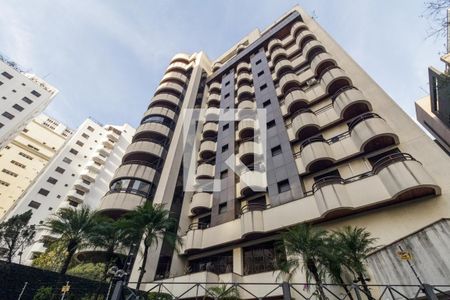 Apartamento à venda com 269m², 3 quartos e 4 vagasFachada
