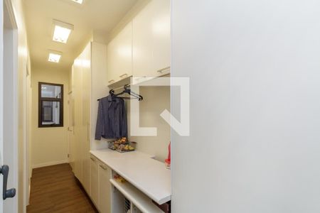 Apartamento à venda com 269m², 3 quartos e 4 vagasLavanderia