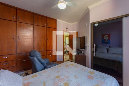 Casa à venda com 252m², 3 quartos e 4 vagas Casa à venda com 252m², 3 quartos e 4 vagasSuíte