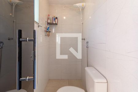 Casa à venda com 252m², 3 quartos e 4 vagas Casa à venda com 252m², 3 quartos e 4 vagasBanheiro varanda Gourmet