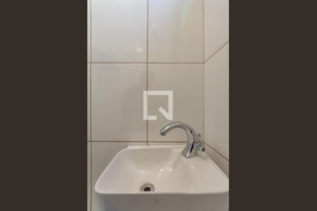 Casa à venda com 252m², 3 quartos e 4 vagas Casa à venda com 252m², 3 quartos e 4 vagasBanheiro de Serviço