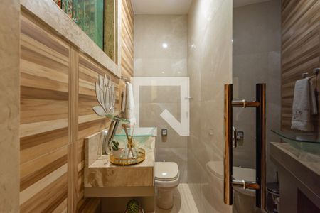 Casa à venda com 252m², 3 quartos e 4 vagas Casa à venda com 252m², 3 quartos e 4 vagasLavabo