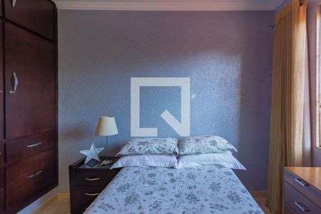 Casa à venda com 252m², 3 quartos e 4 vagas Casa à venda com 252m², 3 quartos e 4 vagasQuarto 1