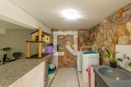 Casa à venda com 252m², 3 quartos e 4 vagas Casa à venda com 252m², 3 quartos e 4 vagasÁrea de Serviço