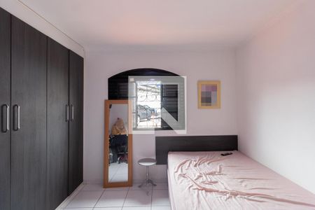 Quarto 1 de casa para alugar com 2 quartos, 70m² em Burgo Paulista, São Paulo