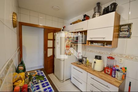 Apartamento à venda com 150m², 3 quartos e 1 vaga Apartamento à venda com 150m², 3 quartos e 1 vagaCozinha