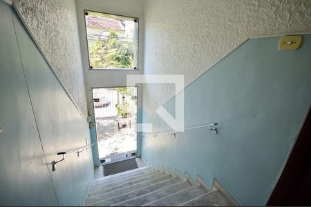 Apartamento à venda com 150m², 3 quartos e 1 vaga Apartamento à venda com 150m², 3 quartos e 1 vagaHall