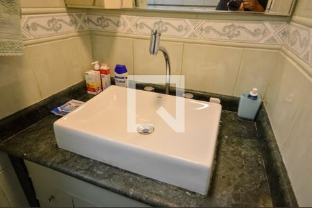 Apartamento à venda com 150m², 3 quartos e 1 vaga Apartamento à venda com 150m², 3 quartos e 1 vagaBanheiro Social