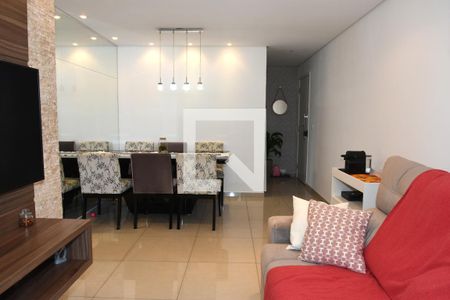 Sala de apartamento à venda com 3 quartos, 72m² em Usina Piratininga, São Paulo