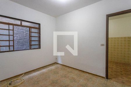 Quarto de casa para alugar com 1 quarto, 50m² em Canhema, Diadema
