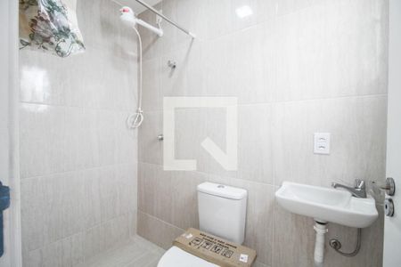 Banheiro do Quarto 1 de apartamento para alugar com 2 quartos, 36m² em Andrade Araujo, Belford Roxo