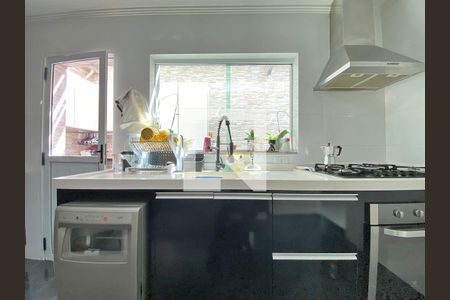 Casa para alugar com 111m², 3 quartos e 3 vagasCozinha