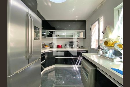 Casa para alugar com 111m², 3 quartos e 3 vagasCozinha