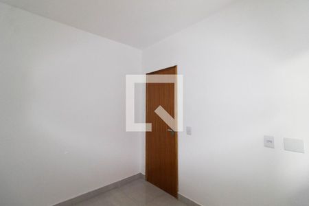 Quarto 1 de apartamento para alugar com 2 quartos, 40m² em Penha de França, São Paulo