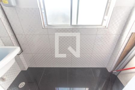 Área de serviço de apartamento para alugar com 2 quartos, 54m² em Ferrazópolis, São Bernardo do Campo