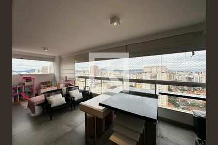 Apartamento à venda com 3 quartos, 136m² em Pompeia, São Paulo