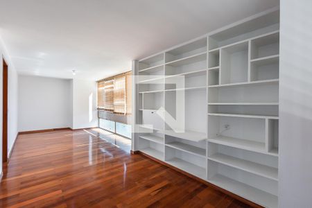 Sala de apartamento para alugar com 3 quartos, 223m² em Jardim Paulista, São Paulo