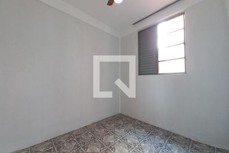 Quarto 2 de apartamento para alugar com 2 quartos, 54m² em Parque Residencial Vila União, Campinas