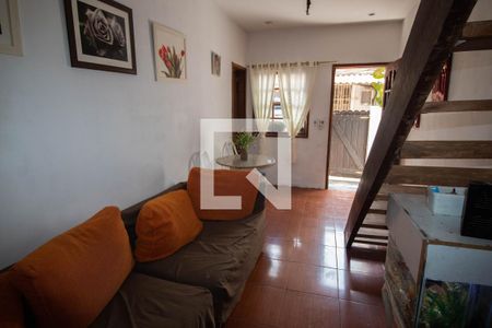 Sala de casa de condomínio à venda com 5 quartos, 131m² em Penha Circular, Rio de Janeiro