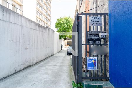 Apartamento para alugar com 70m², 2 quartos e sem vagaFachada