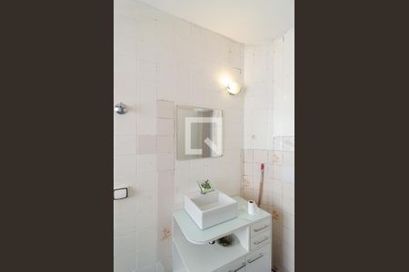 Apartamento para alugar com 70m², 2 quartos e sem vagaBanheiro Social