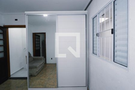Sala/Quarto de casa para alugar com 1 quarto, 30m² em Vila Butantã, São Paulo