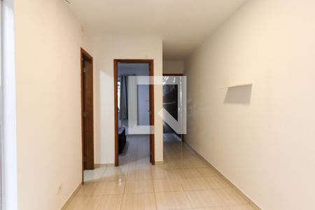 Sala de casa para alugar com 2 quartos, 42m² em Campo de Santana, Curitiba